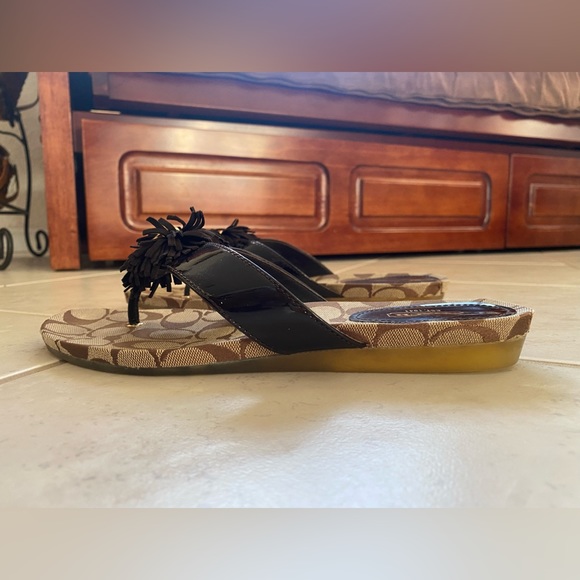 Coach Sandals - Picture 3 of 7